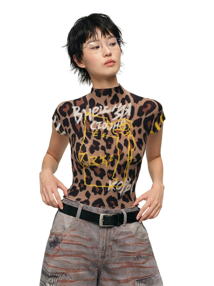 Pleated Slim Leopard Print T-Shirt