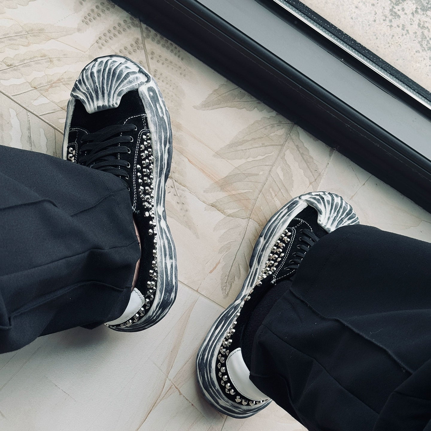Rivet Shell-Head Sneakers